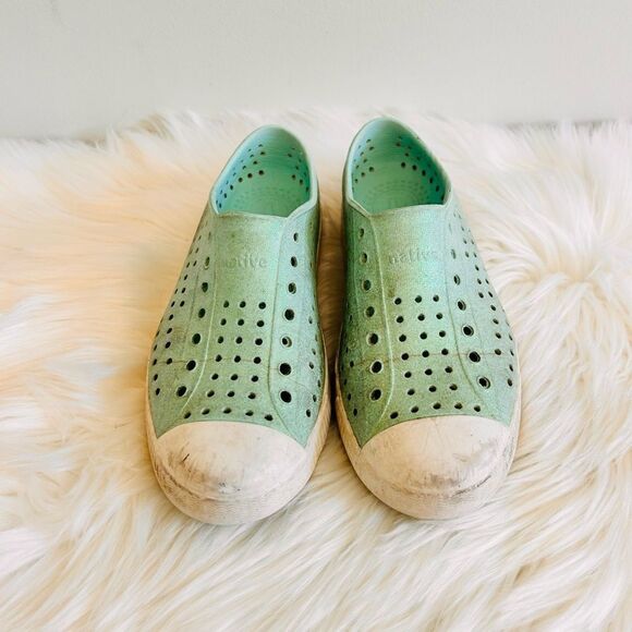 Native Jefferson Bling Mint Green Sparkle Shoes! - Picture 4 of 6